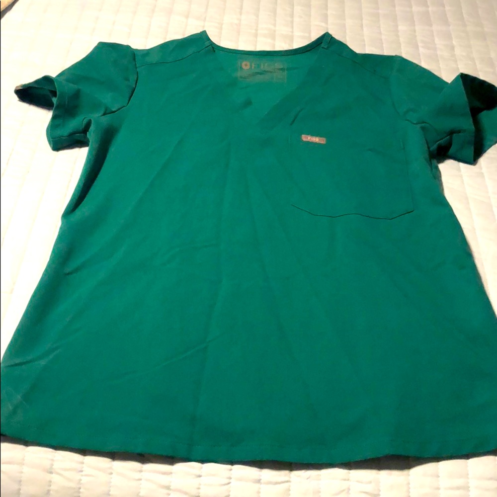 Figs scrub top xs